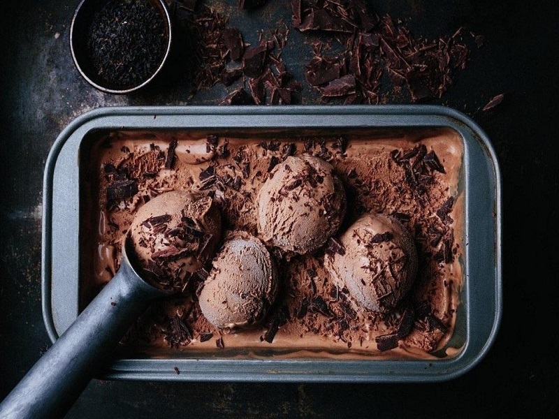 بستنی شکلاتی اسکوپی