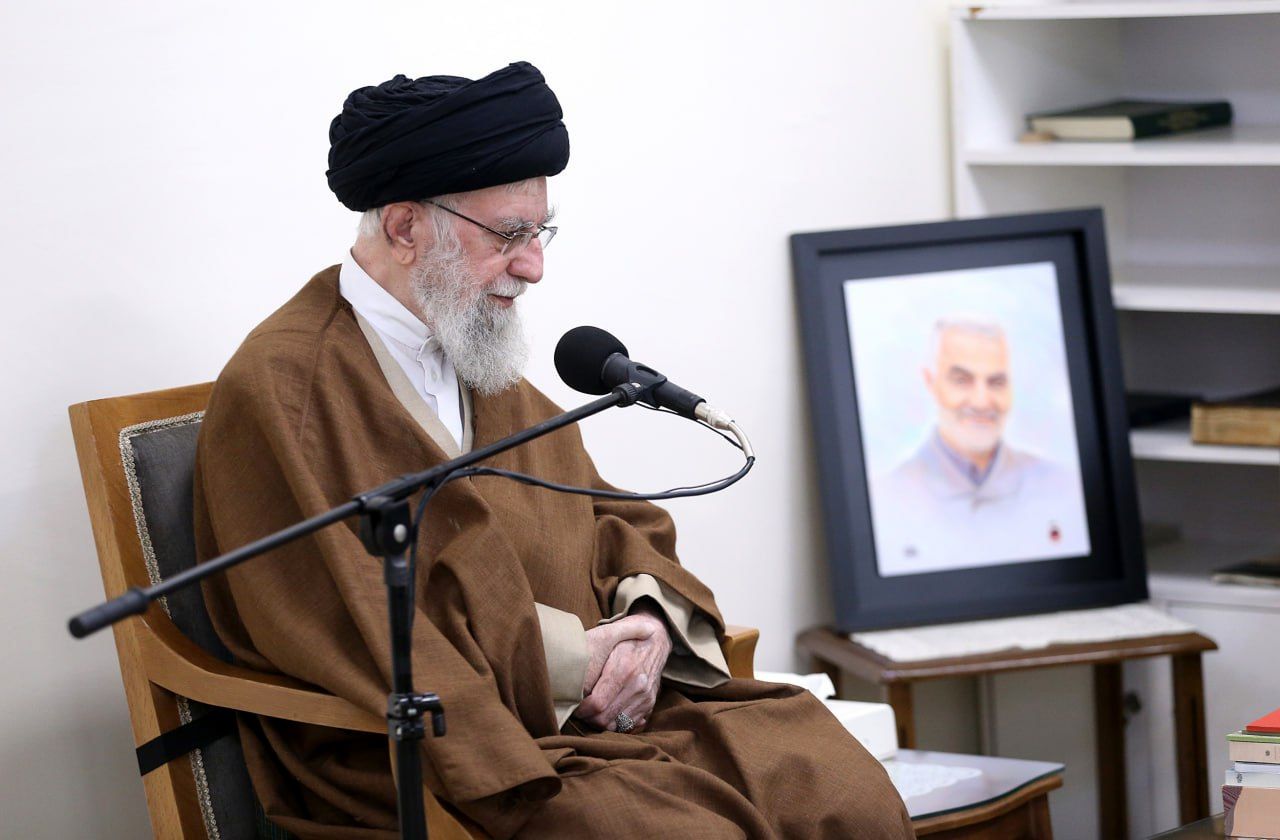 رهبر انقلاب خطاب به سردار قاآنی: باید خط تقویت جبهه مقاومت همچنان ادامه یابد